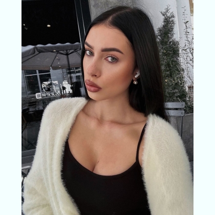     ..
