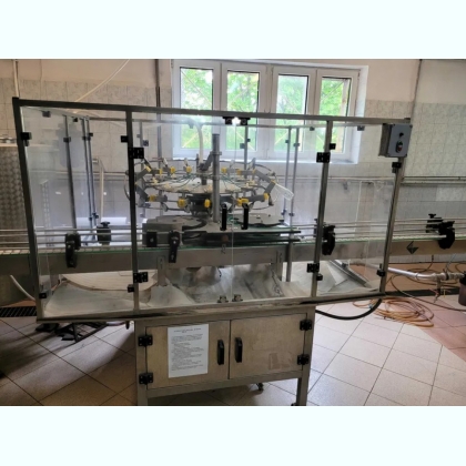 Лінія розливу солодких напоїв та газованої води