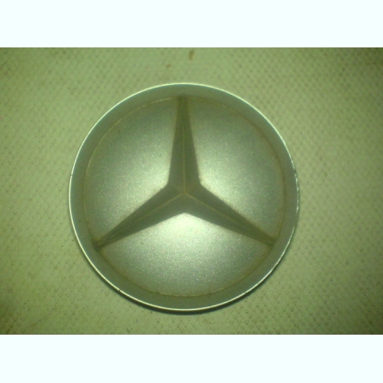 A2014010225    Mercedes